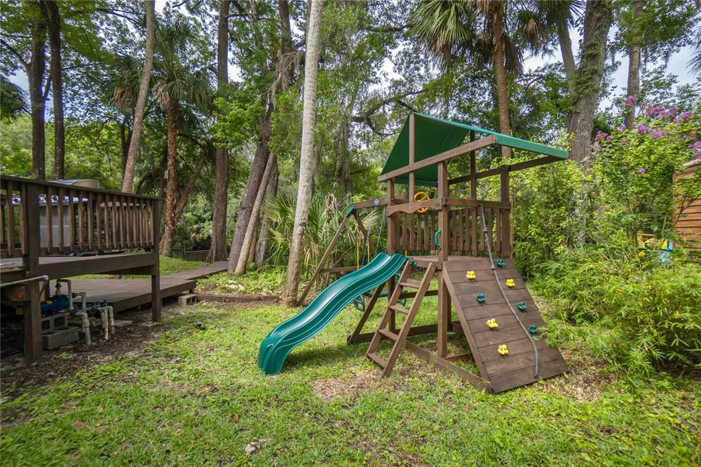 28 RIVERTRAIL DRIVE Inglis, FL 34449