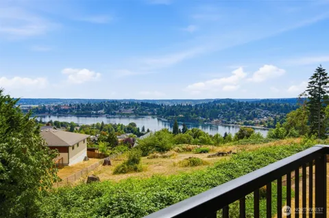 3320 Narrows View Lane NE #201