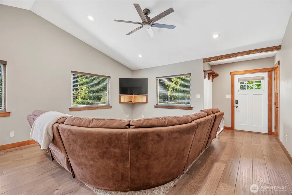 4236 Pleasant Hill Road Kelso, WA 98626