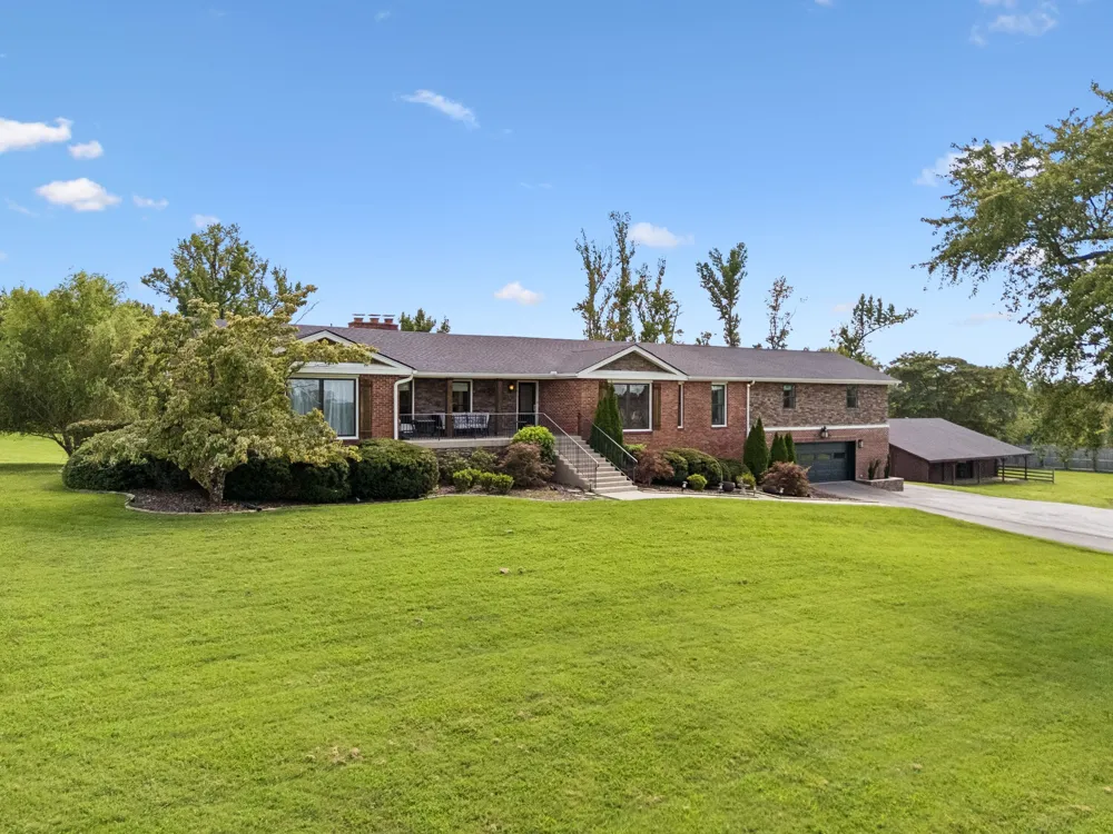 1411 Fairview Dr Mount Juliet, TN 37122