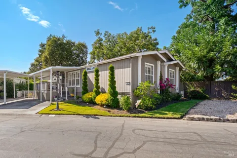 117 Shamrock Circle