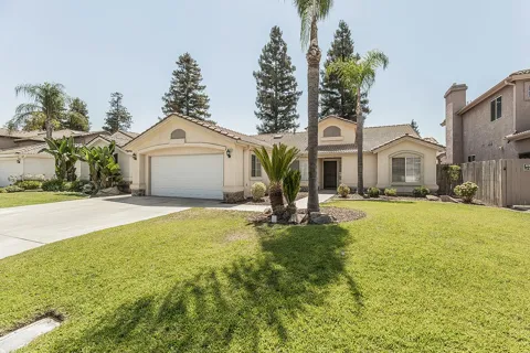 6023 W Alluvial Avenue