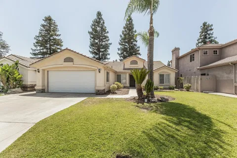 6023 W Alluvial Avenue