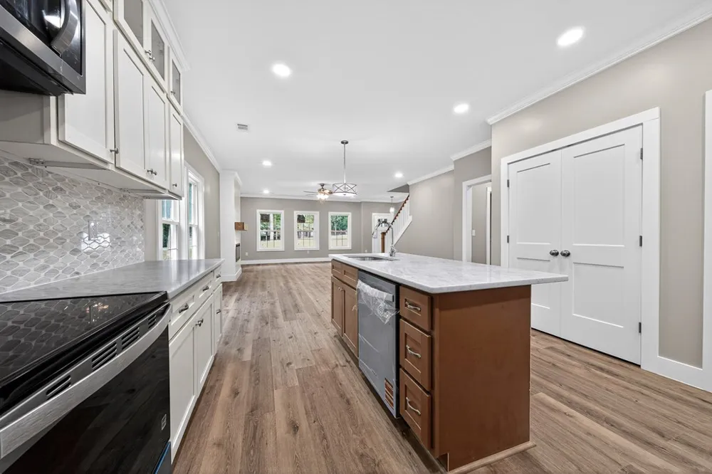 181 Twin Lakes Road Waverly Hall, GA 31831