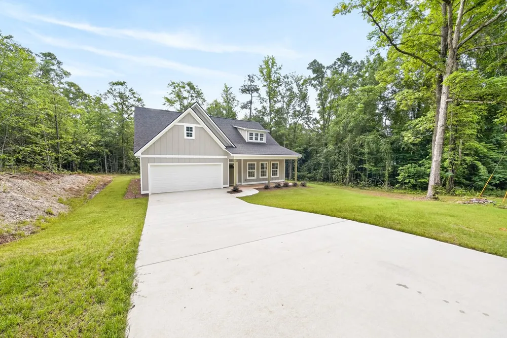 181 Twin Lakes Road Waverly Hall, GA 31831