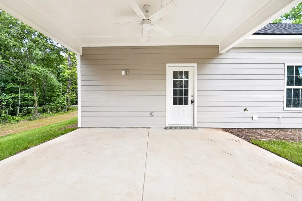 181 Twin Lakes Road Waverly Hall, GA 31831