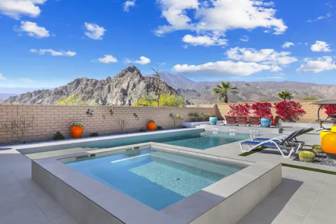 80383 Segovia View Way
