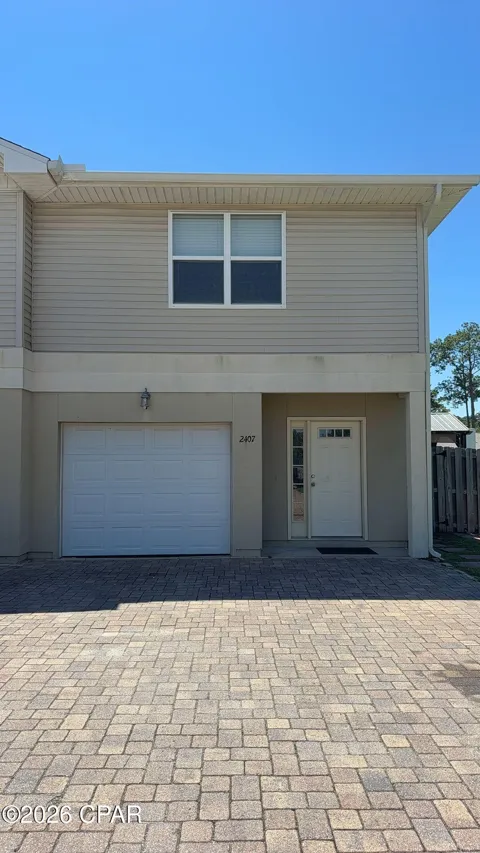 2407 Astrid Lane