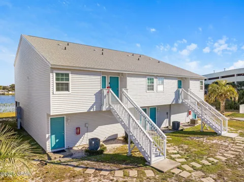 301 Lullwater Drive #417
