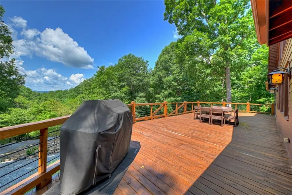 85 Squirrel Chase Morganton, GA 30560