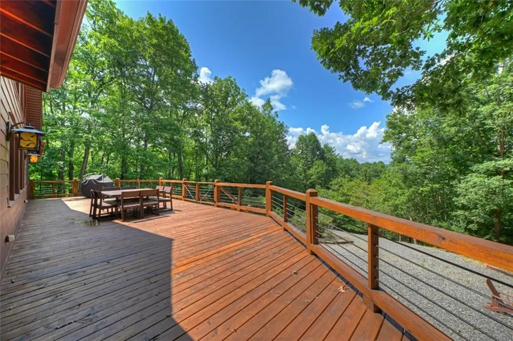 85 Squirrel Chase Morganton, GA 30560