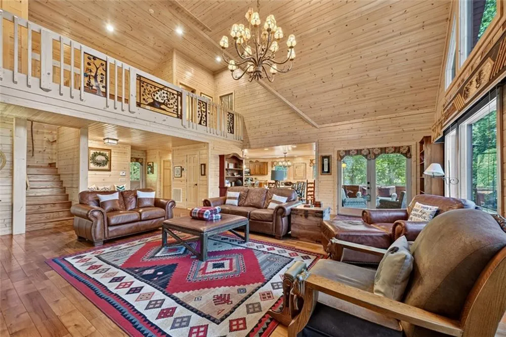 85 Squirrel Chase Morganton, GA 30560
