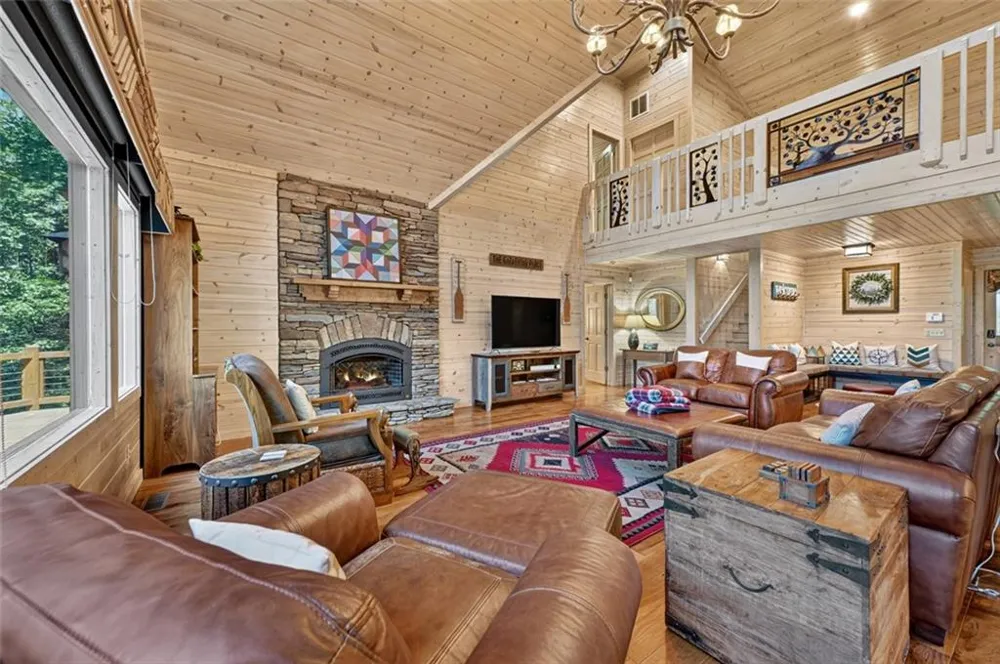 85 Squirrel Chase Morganton, GA 30560