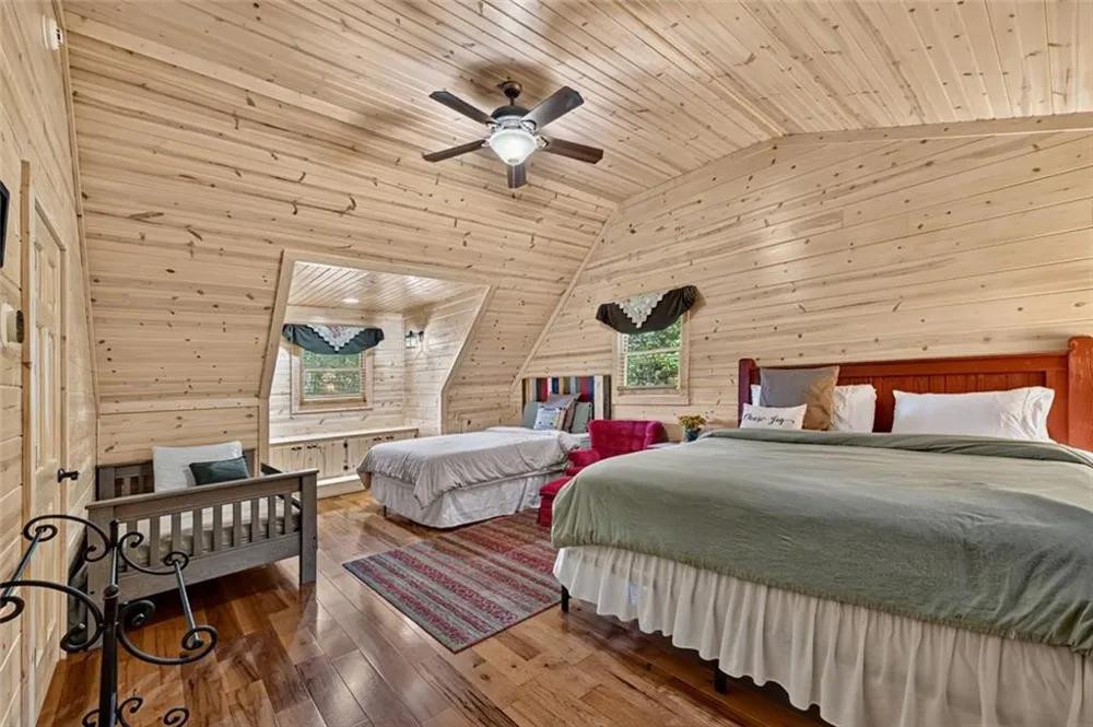 85 Squirrel Chase Morganton, GA 30560