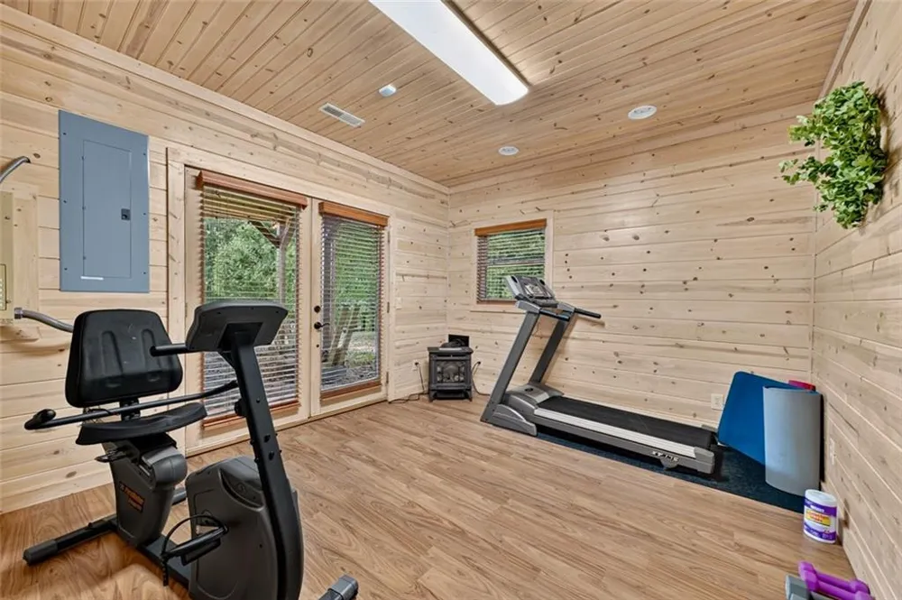 85 Squirrel Chase Morganton, GA 30560