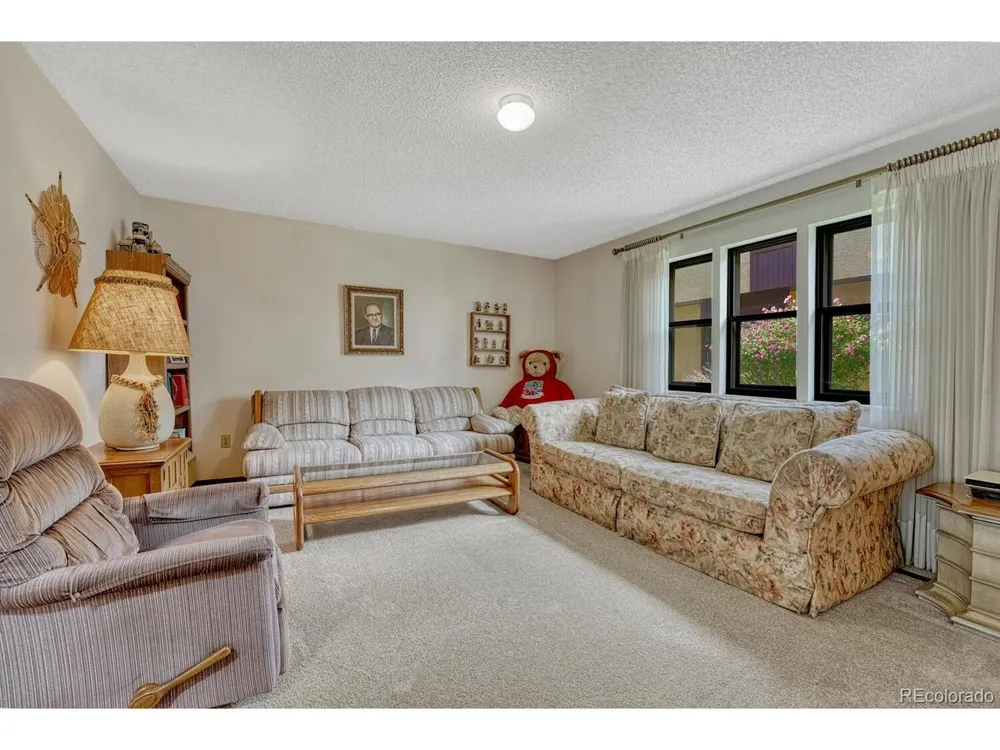 4671 Winewood Village Drive Colorado Springs, CO 80917