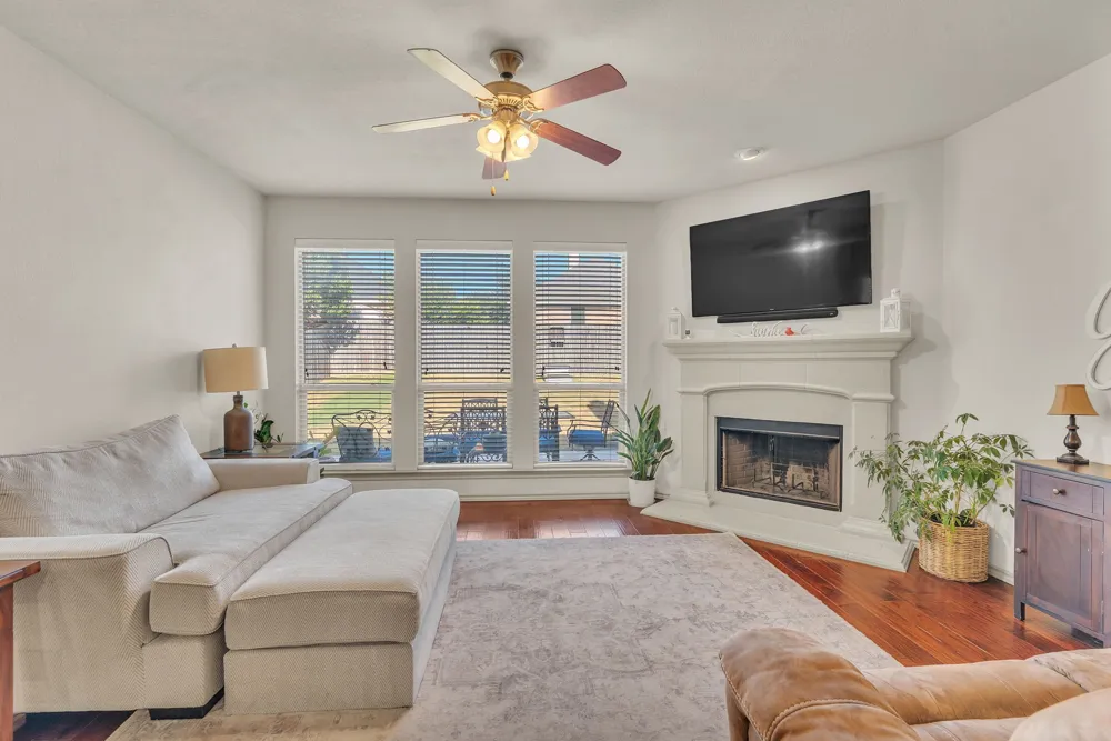 1052 Jodie Drive Weatherford, TX 76087
