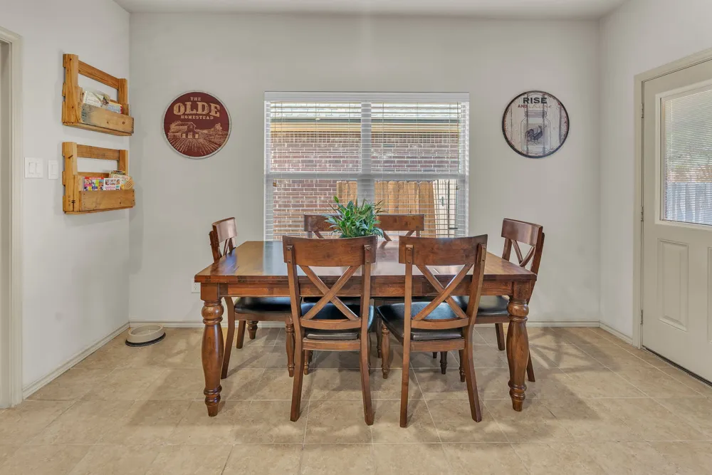 1052 Jodie Drive Weatherford, TX 76087