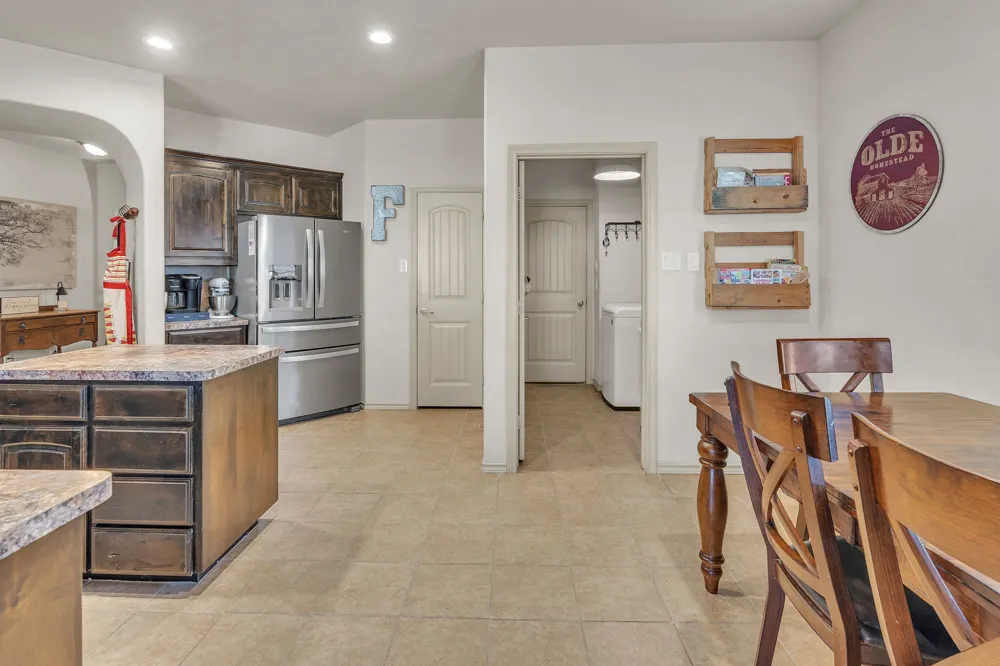 1052 Jodie Drive Weatherford, TX 76087
