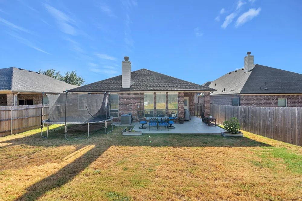 1052 Jodie Drive Weatherford, TX 76087