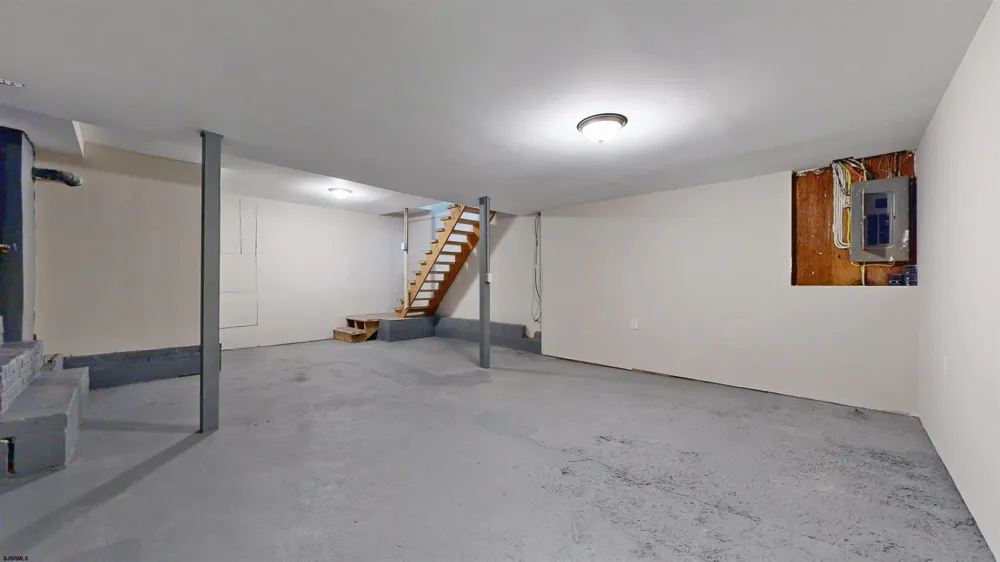 1804 Shore Rd Road Linwood, NJ 08221