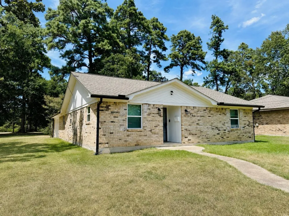 704 Janeway Street Lufkin, TX 75901