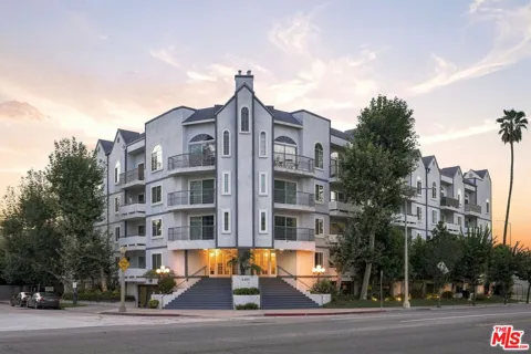 4401 Sepulveda Boulevard