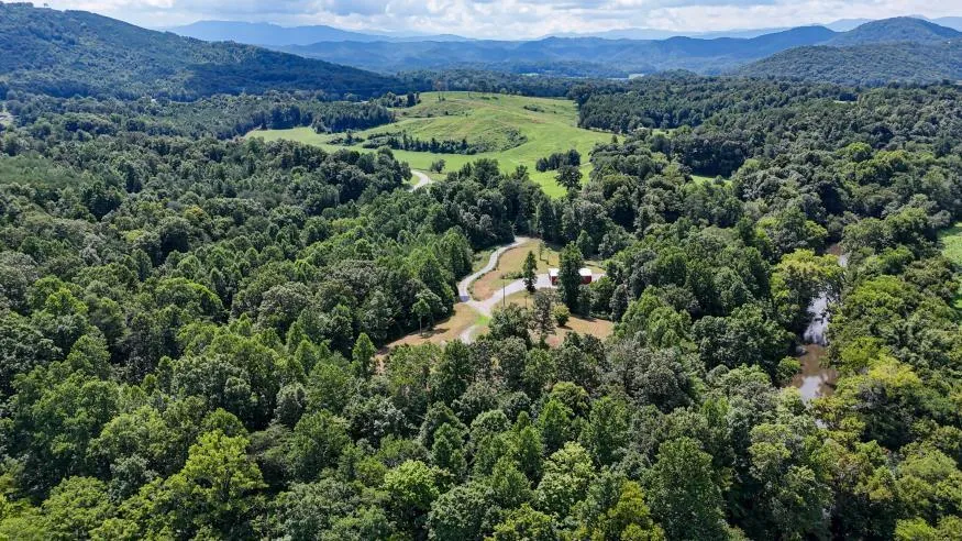 811 Belltown Road Tellico Plains, TN 37385