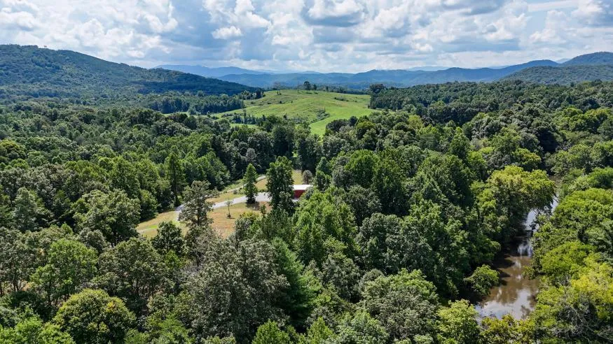 811 Belltown Road Tellico Plains, TN 37385