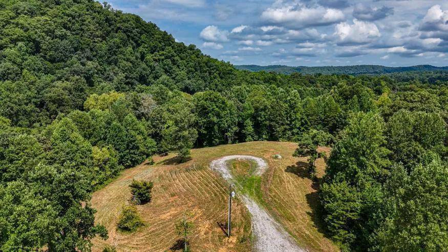 811 Belltown Road Tellico Plains, TN 37385