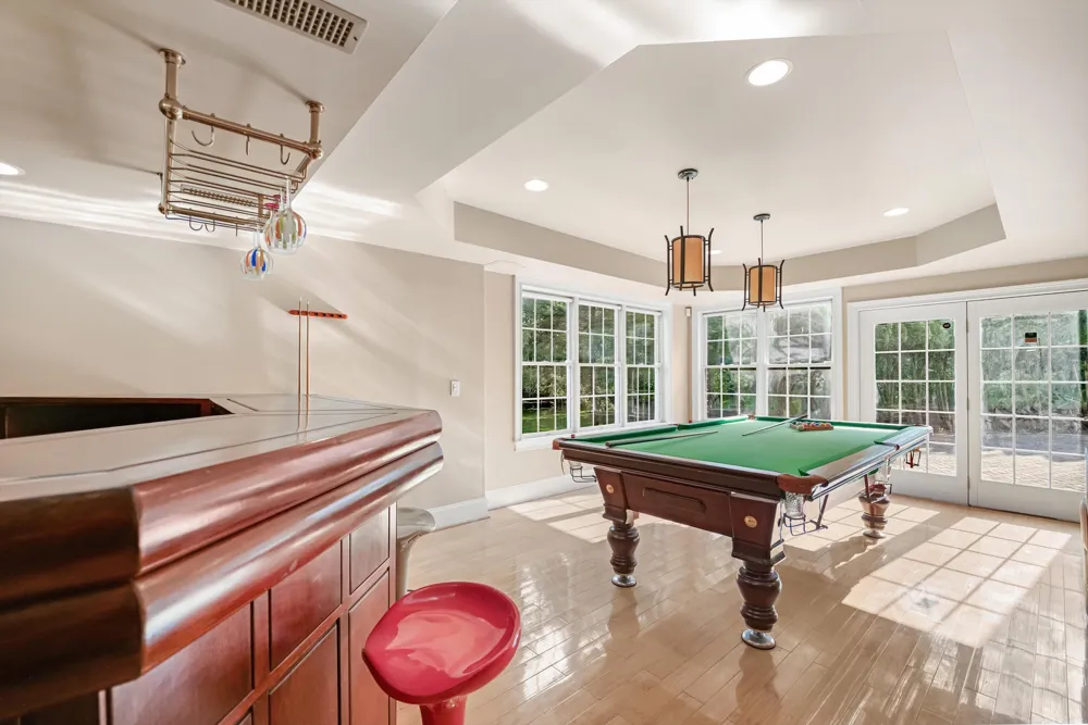 2086 Autumn Hill Drive Ann Arbor, MI 48103