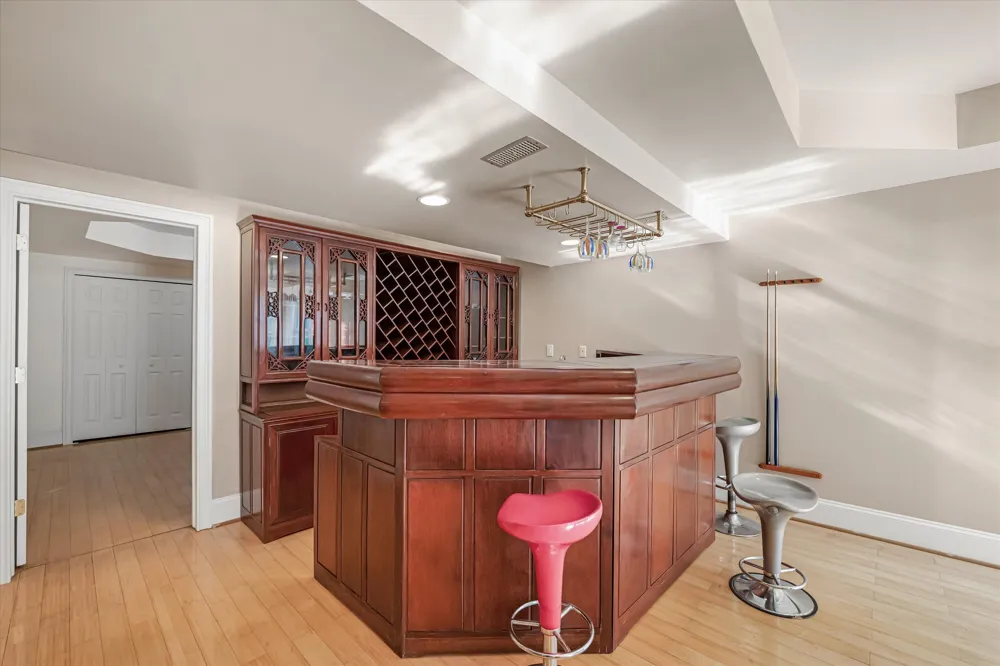 2086 Autumn Hill Drive Ann Arbor, MI 48103