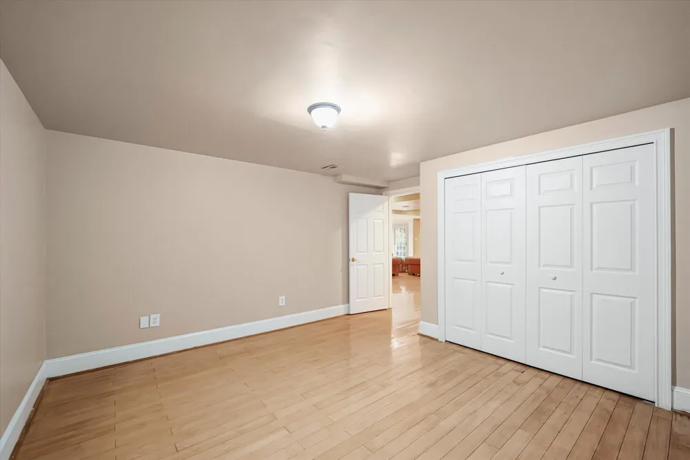 2086 Autumn Hill Drive Ann Arbor, MI 48103