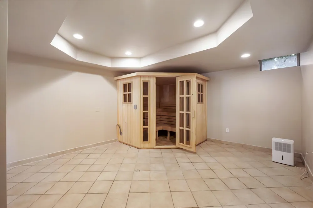 2086 Autumn Hill Drive Ann Arbor, MI 48103