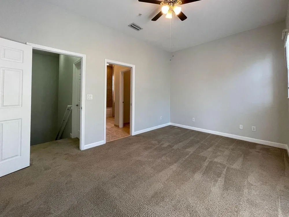 2377 Vintage Drive Lighthouse Point, FL 33064