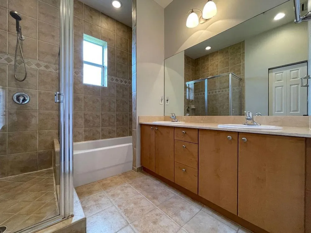 2377 Vintage Drive Lighthouse Point, FL 33064