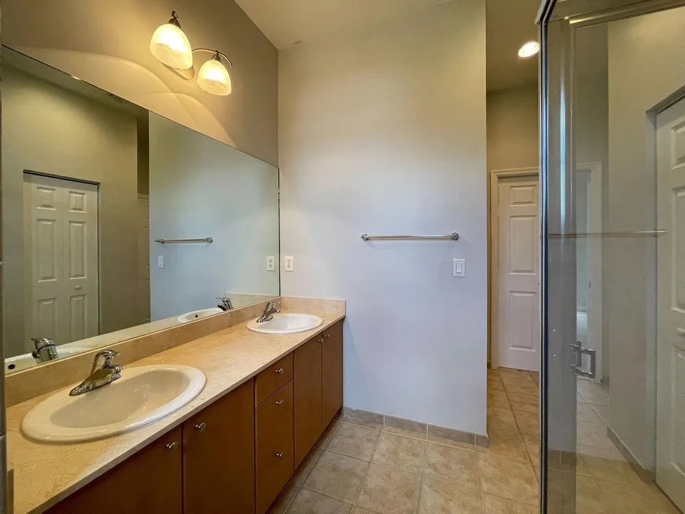 2377 Vintage Drive Lighthouse Point, FL 33064