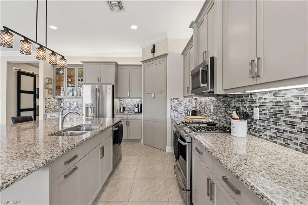 28433 Capraia Drive Bonita Springs, FL 34135