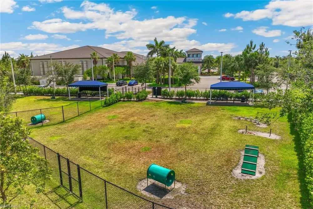 28433 Capraia Drive Bonita Springs, FL 34135
