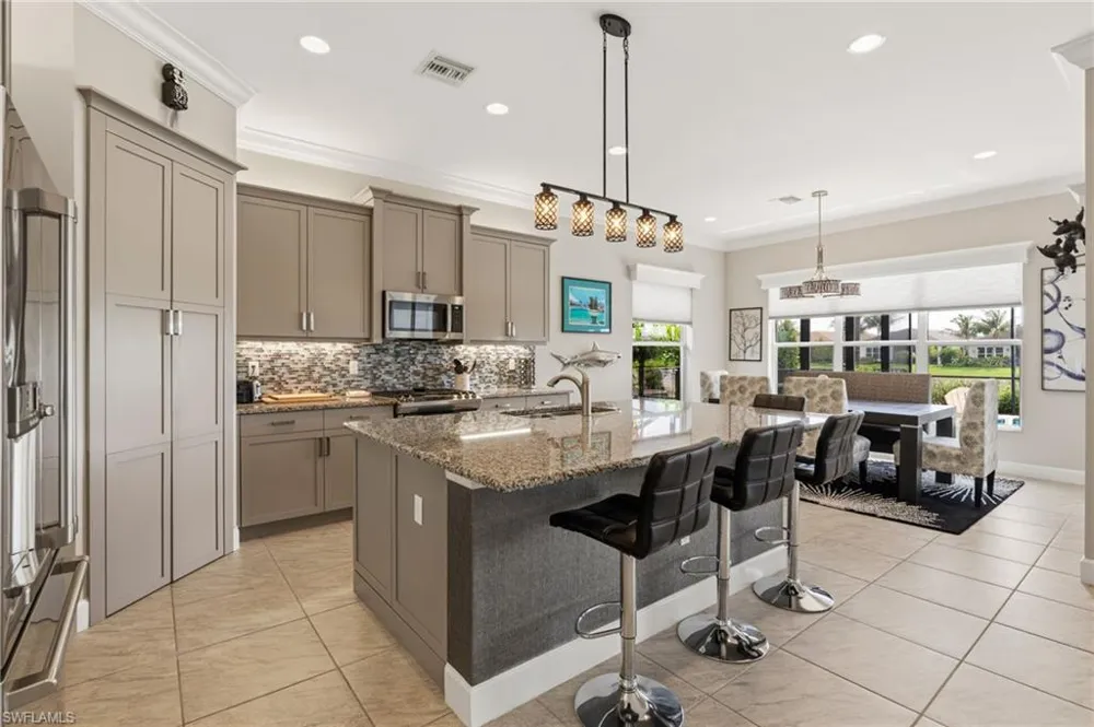 28433 Capraia Drive Bonita Springs, FL 34135