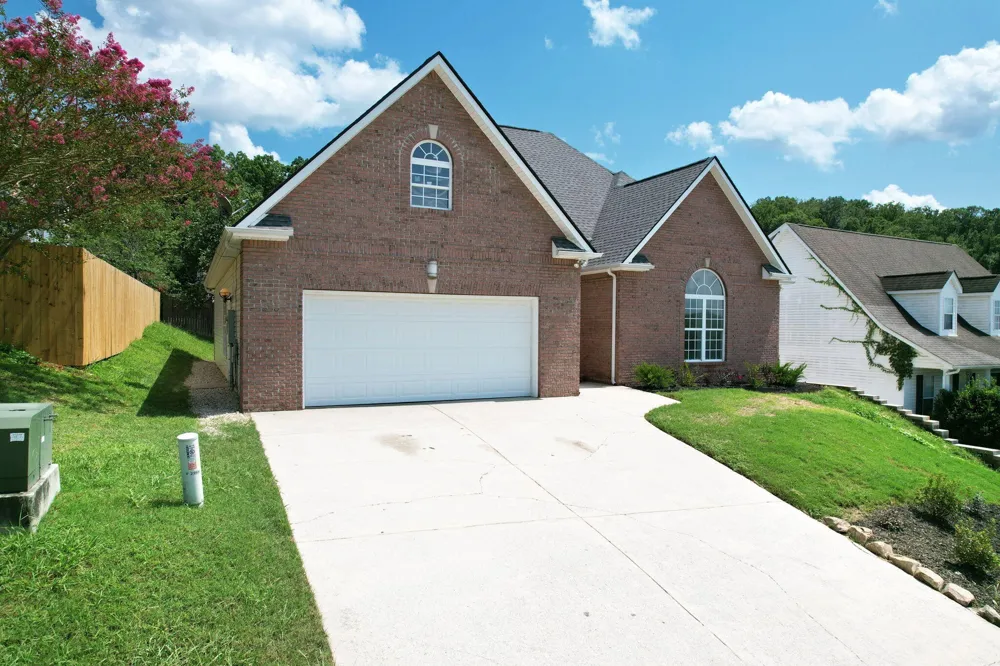 2266 Red Tail Lane Chattanooga, TN 37421