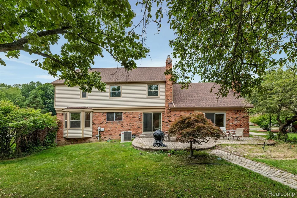 450 Timberline Drive Rochester Hills City, MI 48309