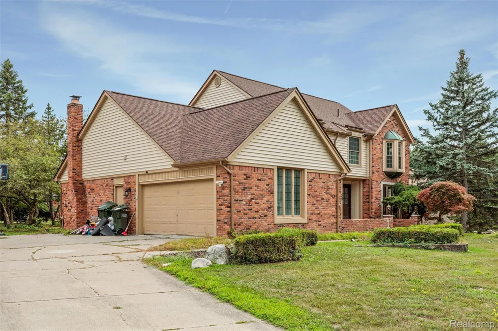 450 Timberline Drive Rochester Hills City, MI 48309