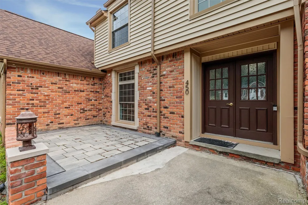 450 Timberline Drive Rochester Hills City, MI 48309