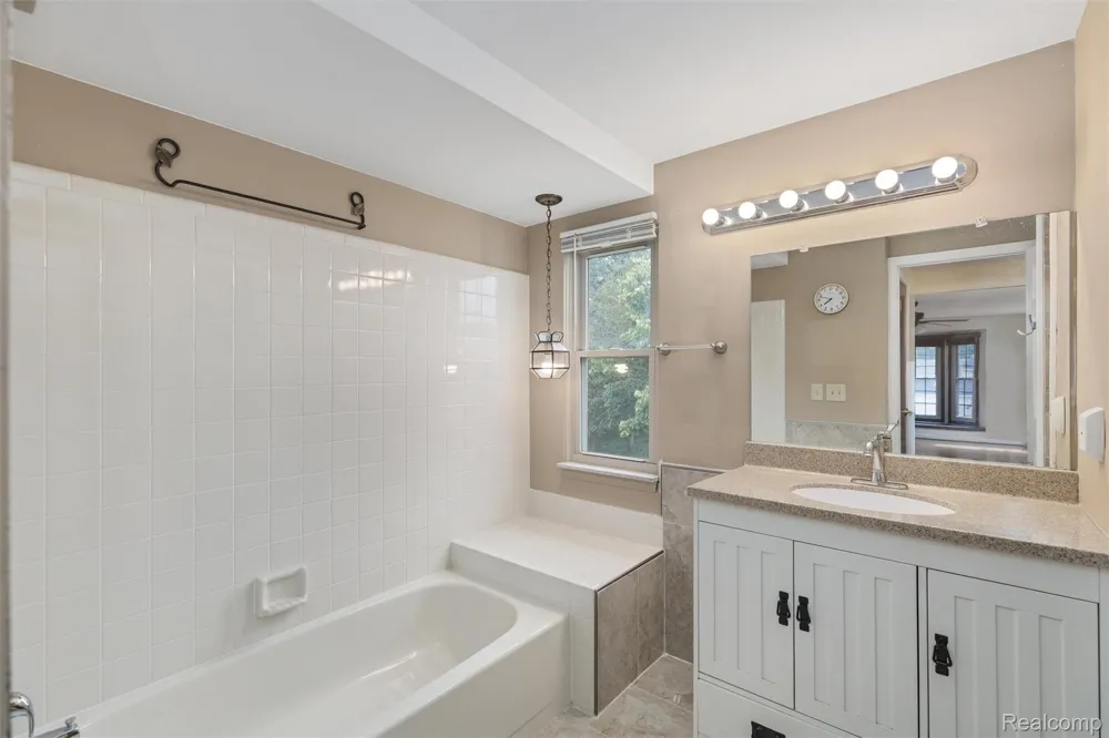 450 Timberline Drive Rochester Hills City, MI 48309