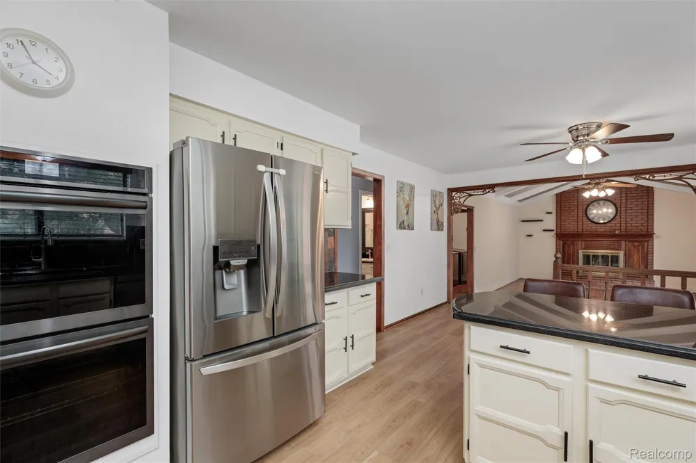 450 Timberline Drive Rochester Hills City, MI 48309