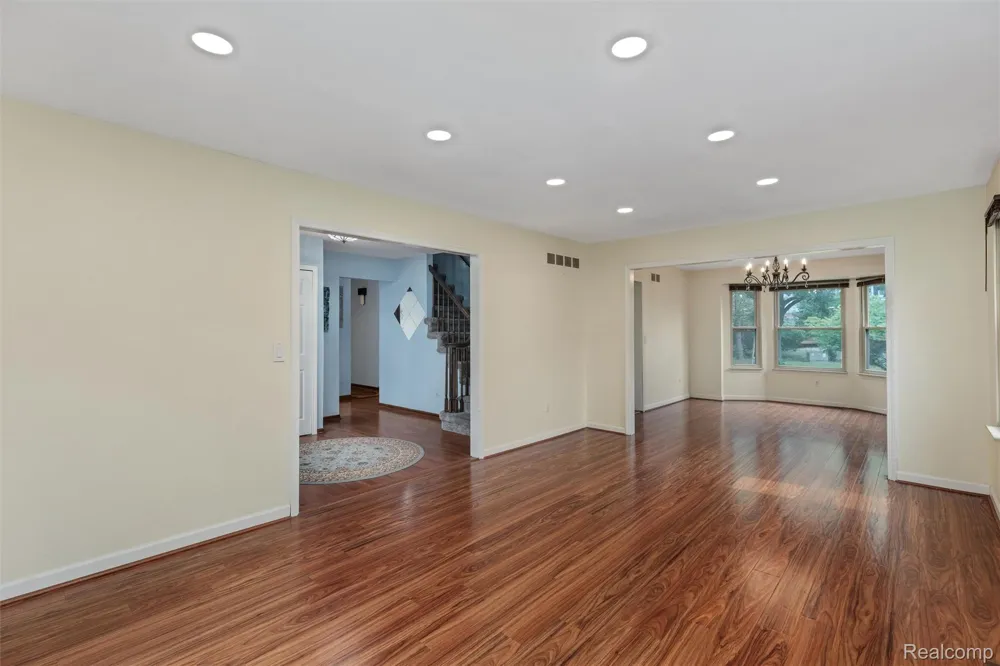 450 Timberline Drive Rochester Hills City, MI 48309
