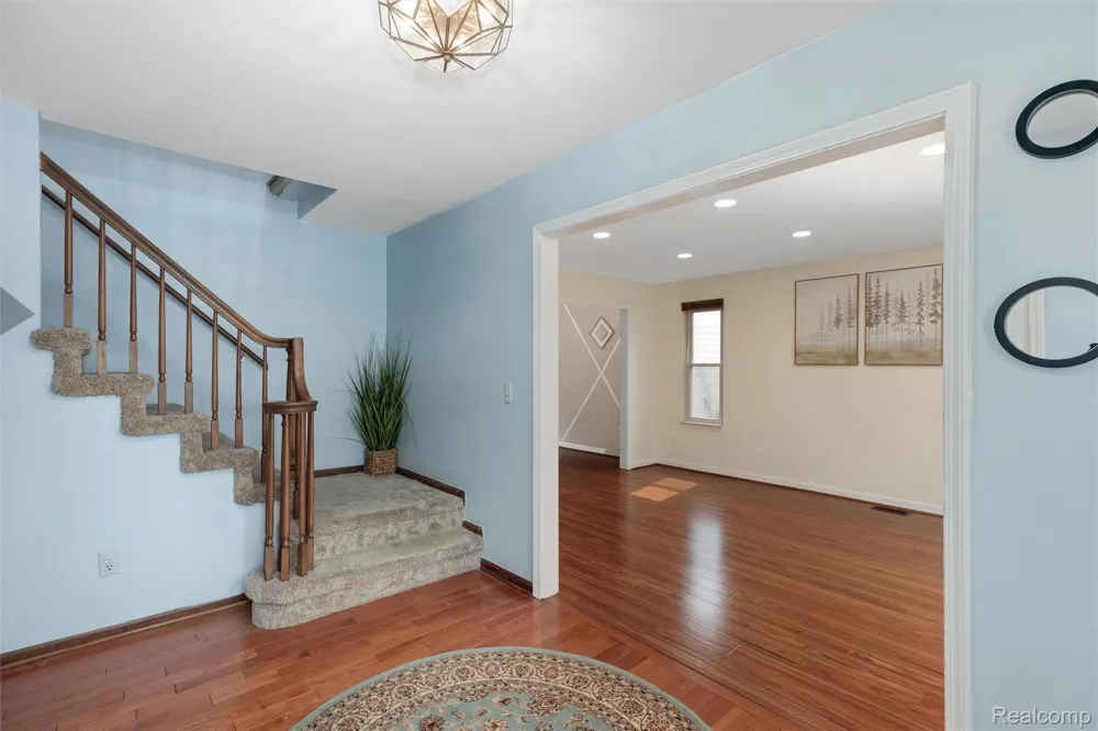 450 Timberline Drive Rochester Hills City, MI 48309
