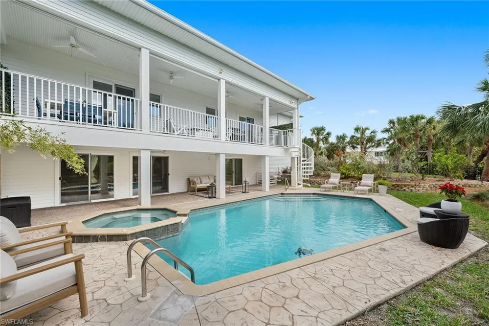 660 Anchor Drive Sanibel, FL 33957