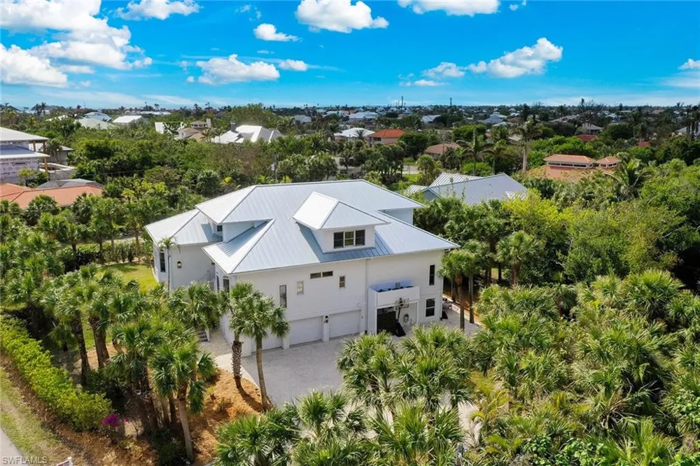 660 Anchor Drive Sanibel, FL 33957